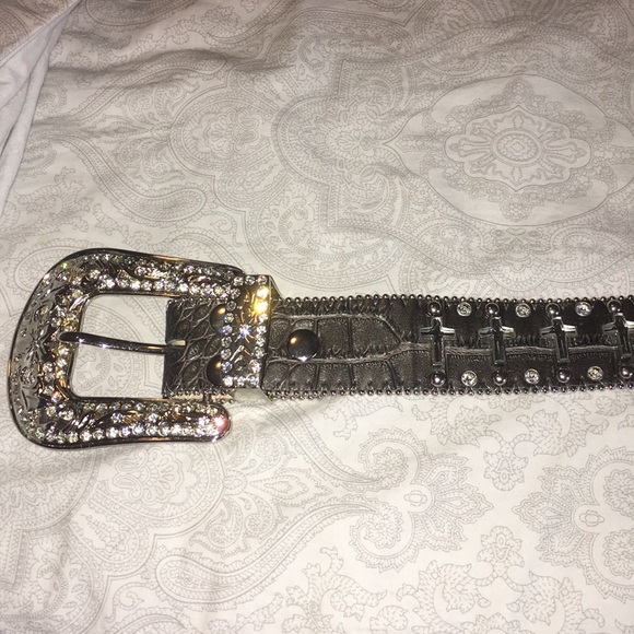 Nocona rhinestone cross belt - Picture 2 of 3